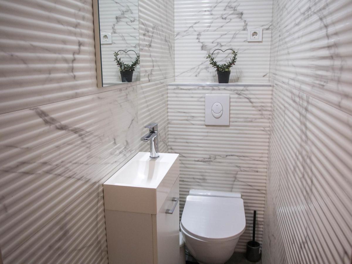 Apartman Adeari Zagrzeb Zewnętrze zdjęcie